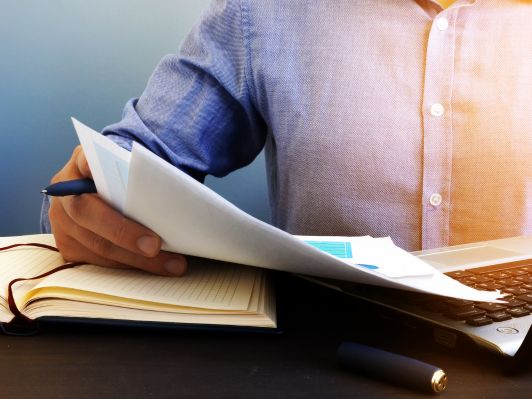 How long does a hard inquiry last on your credit report